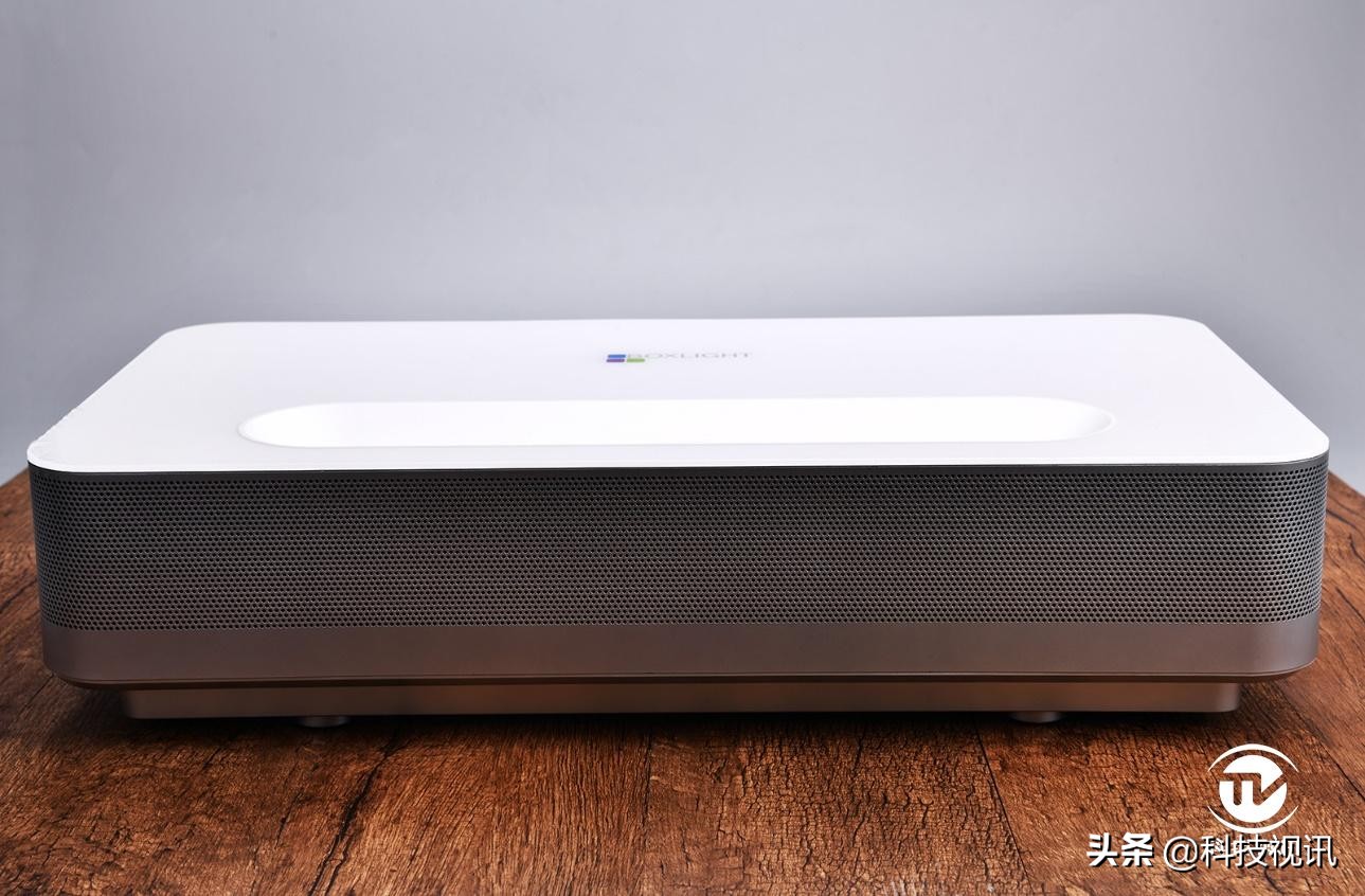 护眼便携影院高亮激光投影,流光溢彩显示器神光同步