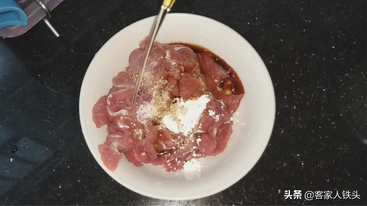 炒肉片怎么炒比较嫩比较好吃,炒肉片怎么炒才好吃又嫩