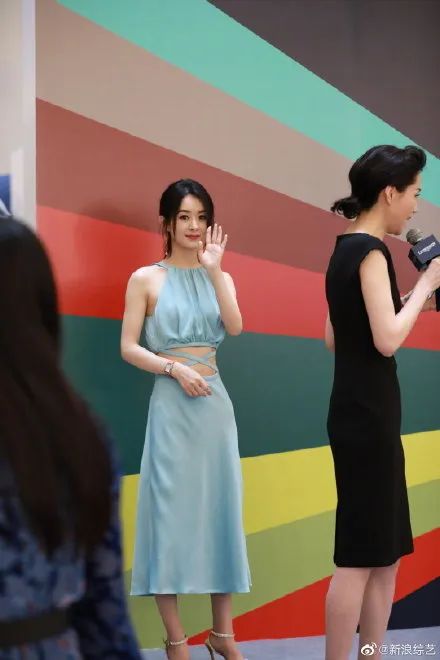 赵丽颖素颜照判若两人,赵丽颖半面照