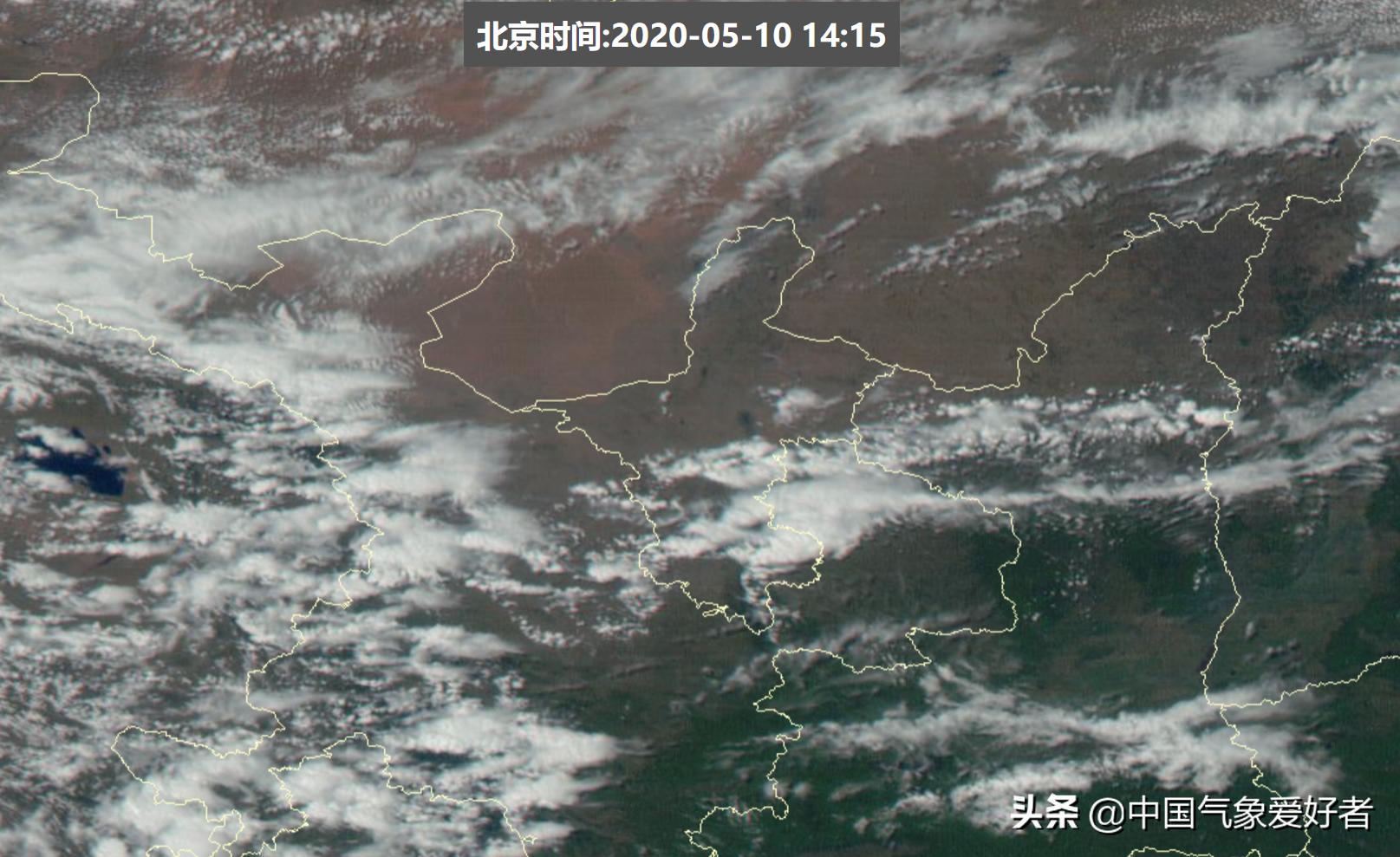 怪事？宁夏货车当街突然腾空翻转，分析：是这种神秘旋风所致