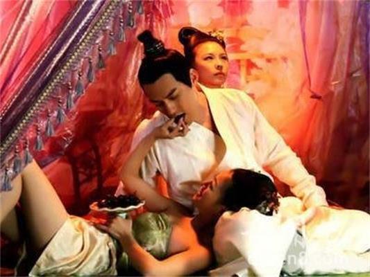 古代皇帝召唤妃子,古代妃子用什么方法让皇帝喜欢