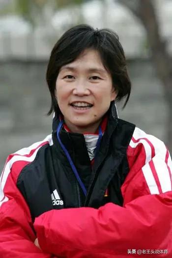 铿锵玫瑰1971,铿锵玫瑰中国女足1996年