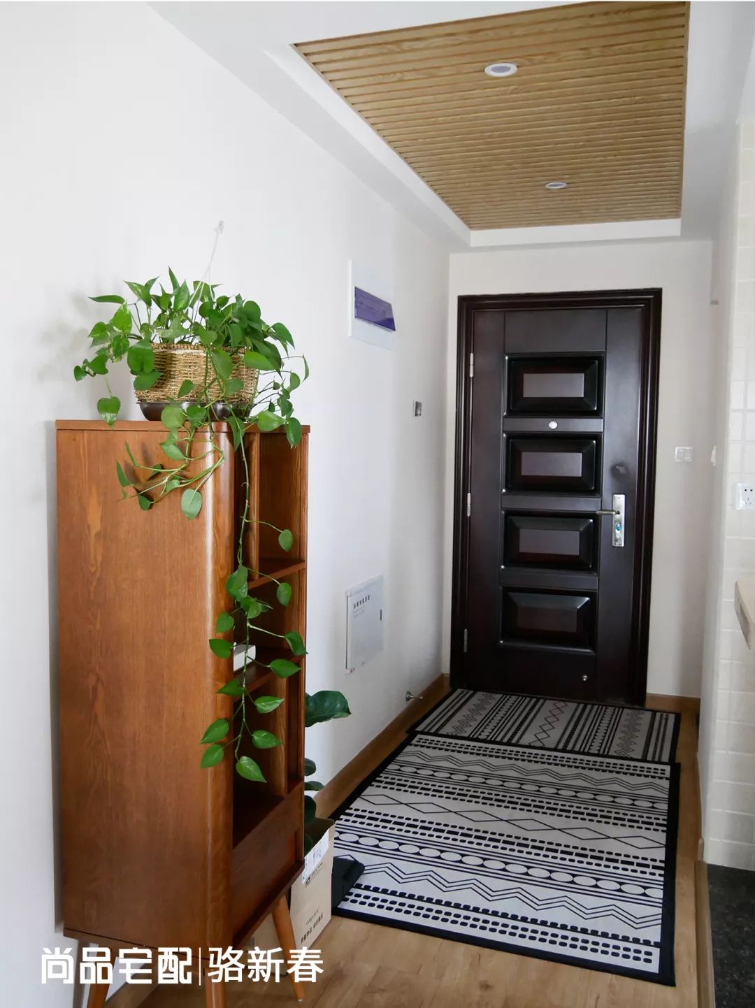 小房间榻榻米带吧台,小户型榻榻米上床下柜一体