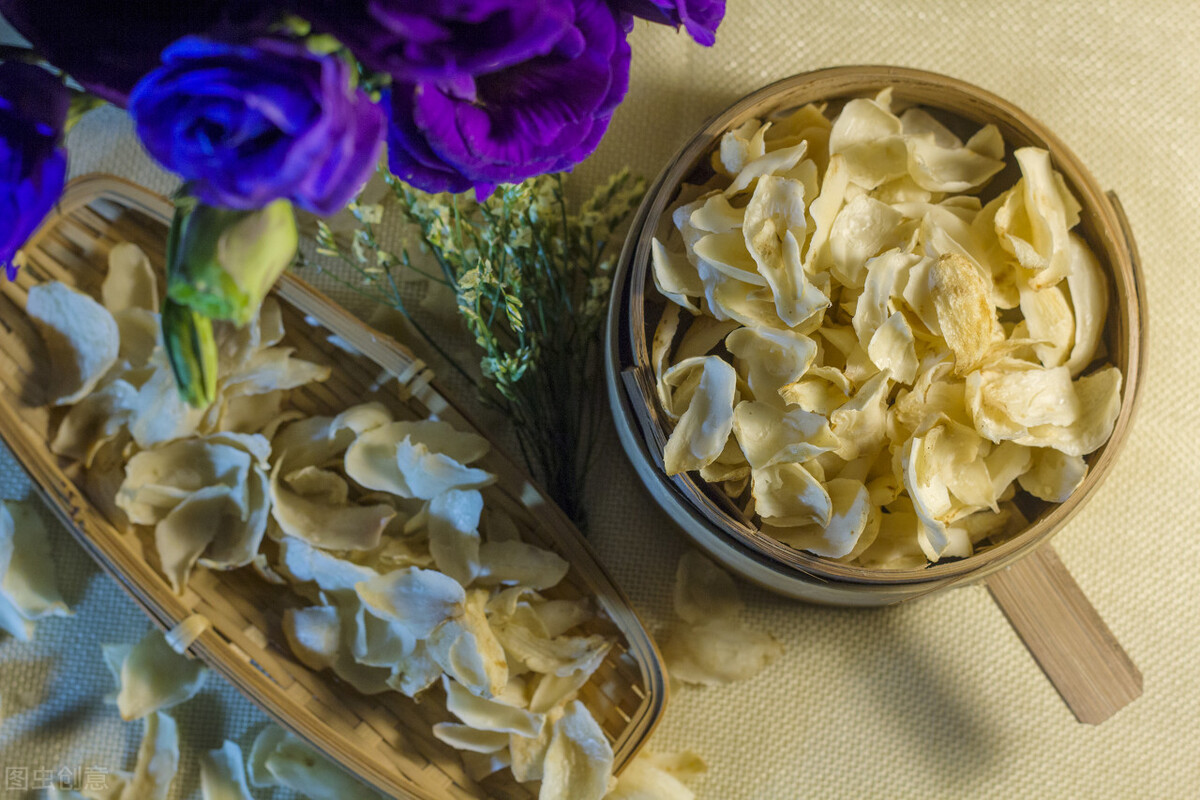 苹果和它搭配煮水，让这个秋冬不干燥，还润五脏之阴