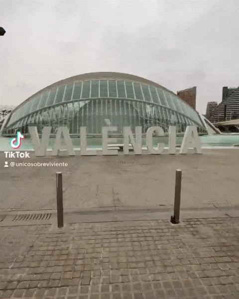 抖音上为什么有那么多穿越的,穿越到2027年的人抖音