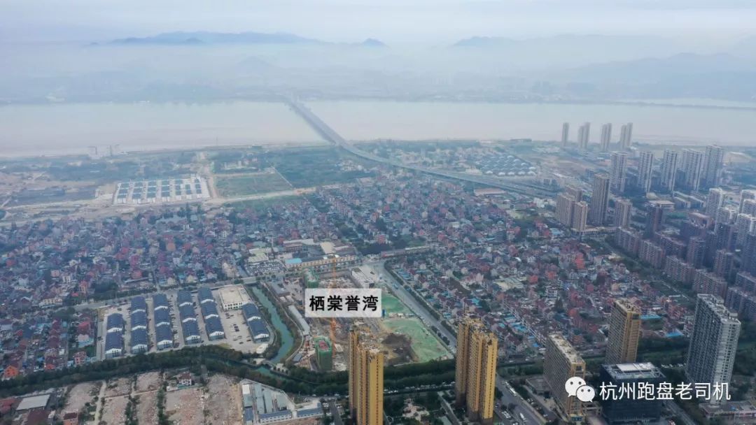 滨江区地铁口新开楼盘,滨江世茂二手房三室