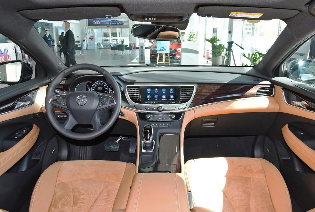 君越哪一代最好看,你觉得哪个车型好看