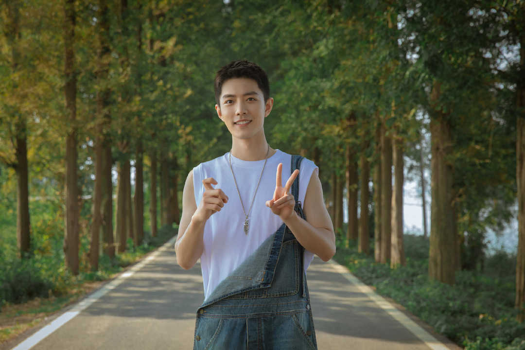 肖战说自己想要的要靠自己争取,肖战第一次过好自己的生活