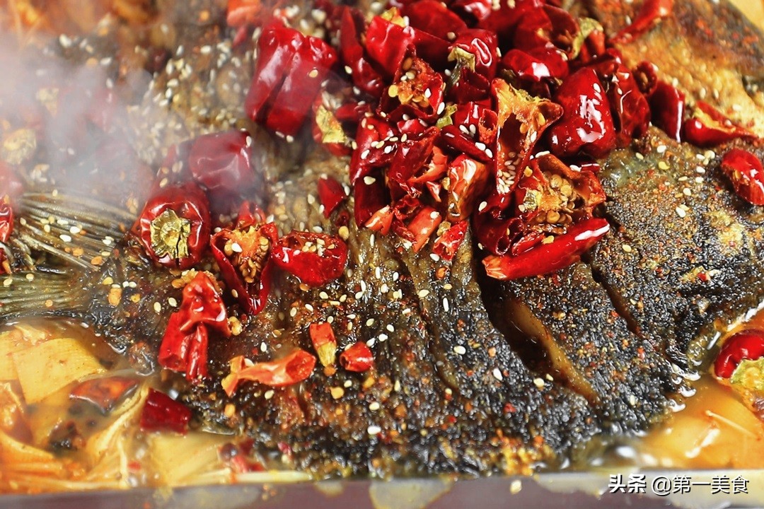 烤箱烤鱼怎么做才能烤得外酥里嫩,大厨免费教你免费制作美味烤鱼