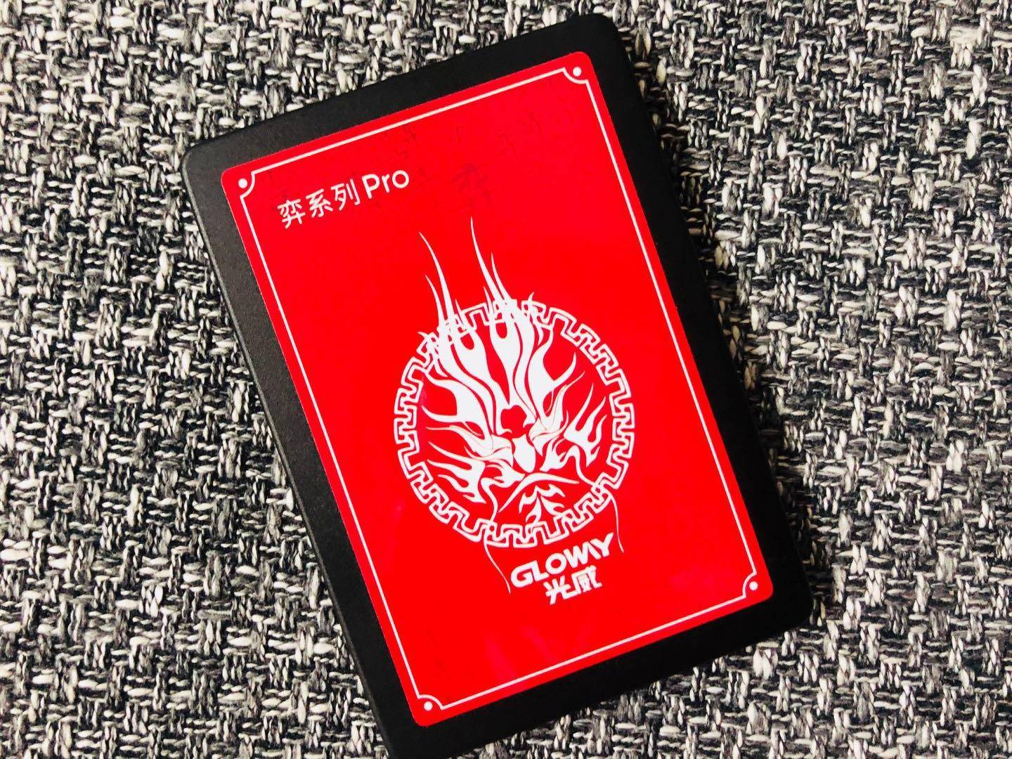 光威gloway16gbddr43200,光威sata4t固态评测