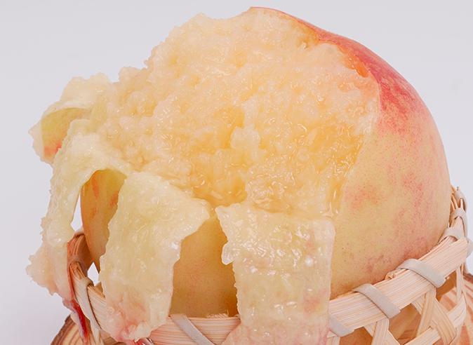 水蜜桃挑选全攻略让甜蜜满溢一夏,什么品种的水蜜桃最甜最好吃