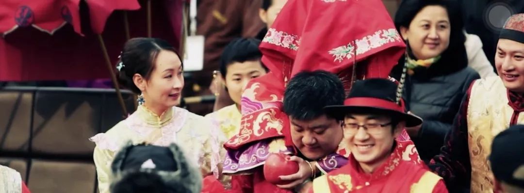 中式婚礼接亲环节穿啥,接亲进门环节讲究什么内容