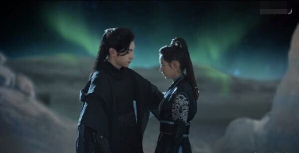 邓伦太白了，剧组要为他换摄像机！网友：不愧是“牛奶肤邓伦苏”