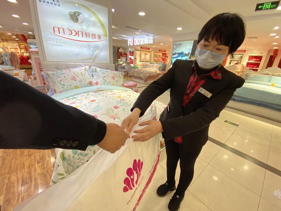 疫情期间逛超市的日记,疫情期间囤货逛超市