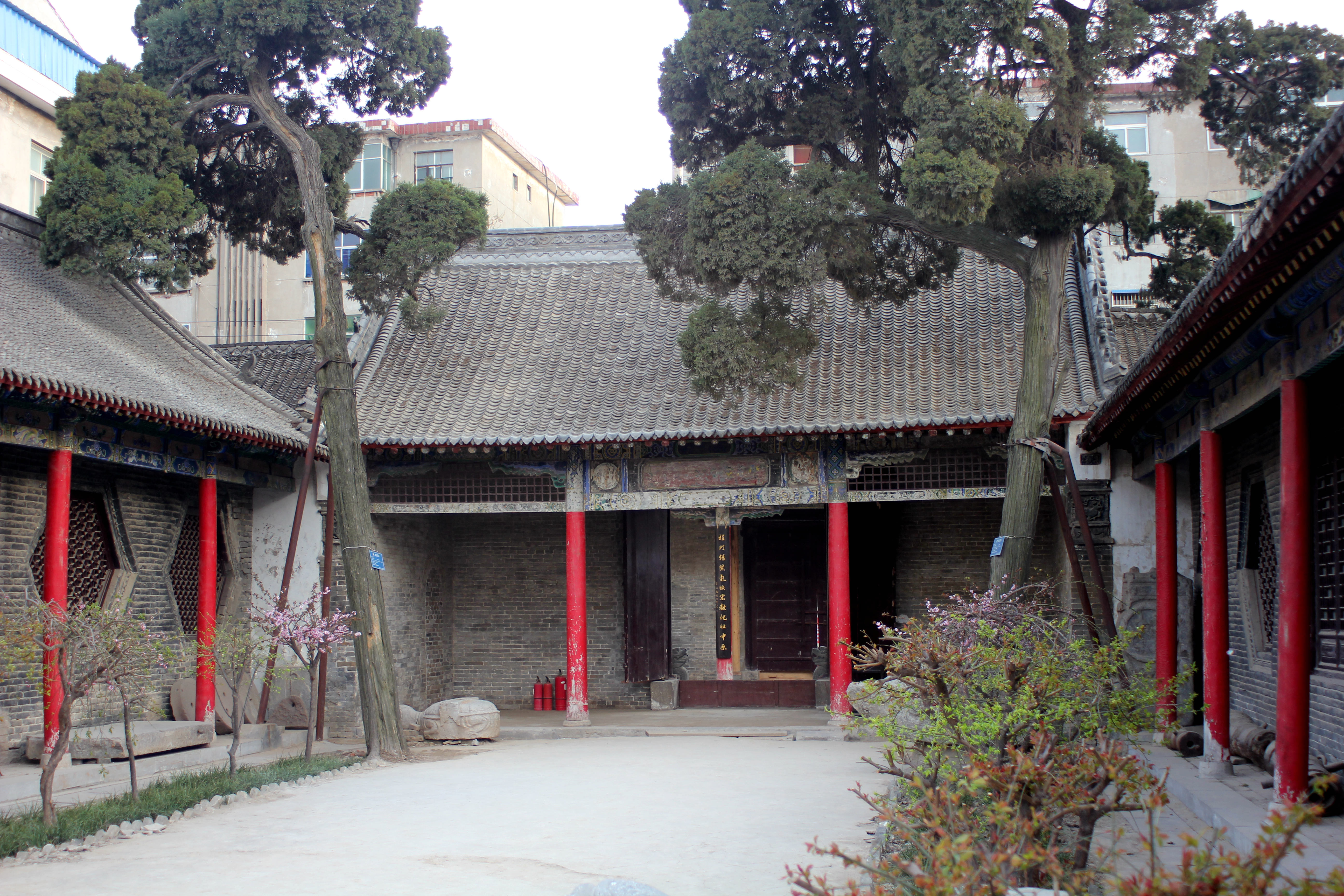 澶х▼涔﹂櫌绋嬮棬绔嬮洩,澶х▼涔﹂櫌鍜岀▼闂ㄧ珛闆殑鍖哄埆