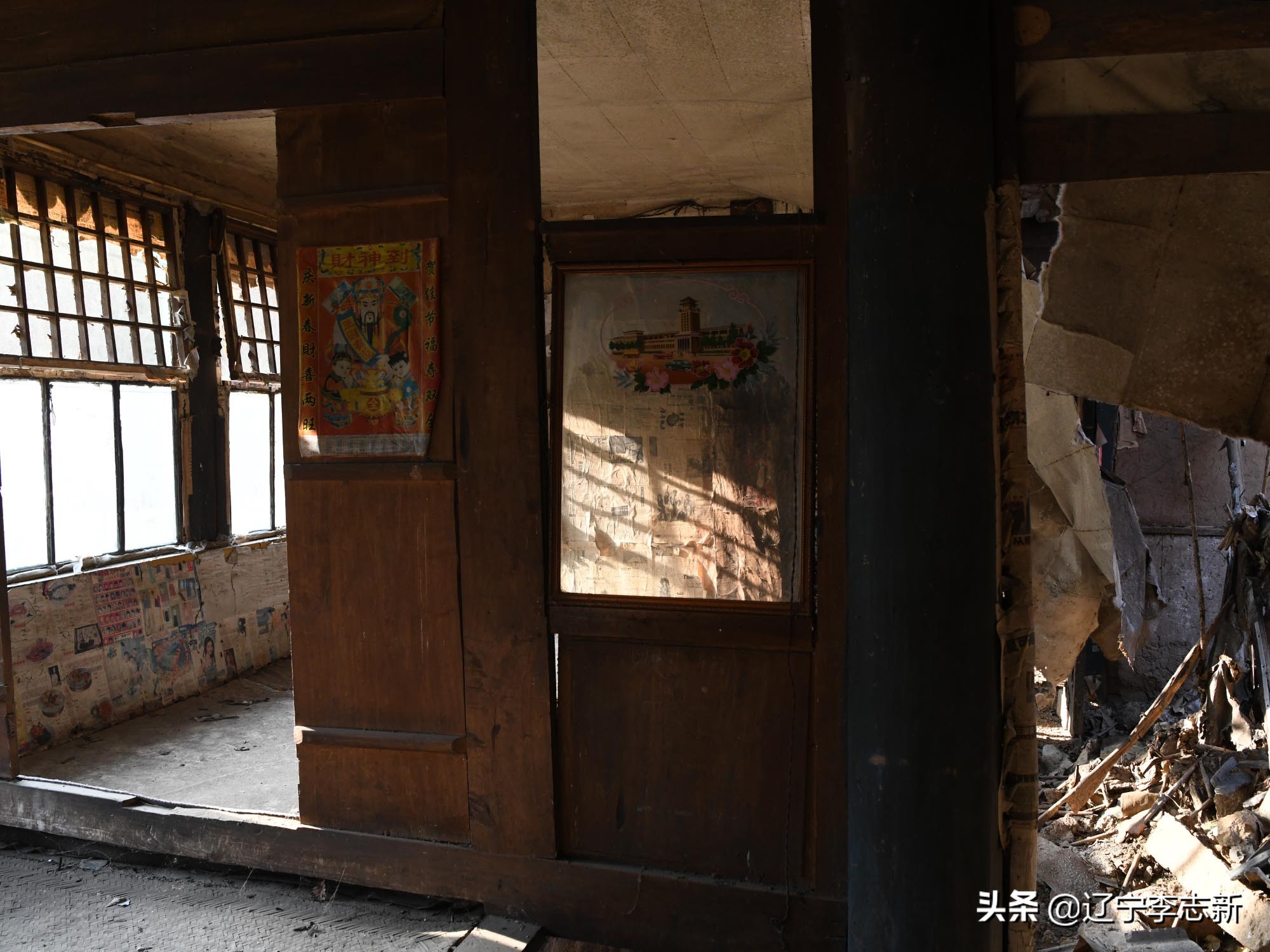 深山孤村老屋,老屋人去楼空无人居住