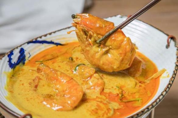 咖喱味道好吃吗,超浓郁的咖喱虾酸辣刺激