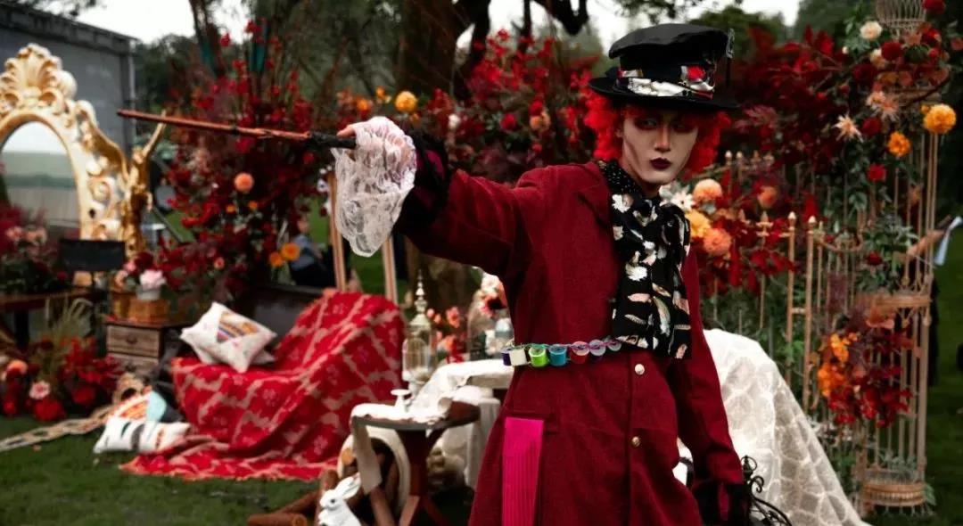 QUNEEN梦游仙境女王派对，天著之上有美的竞相发生