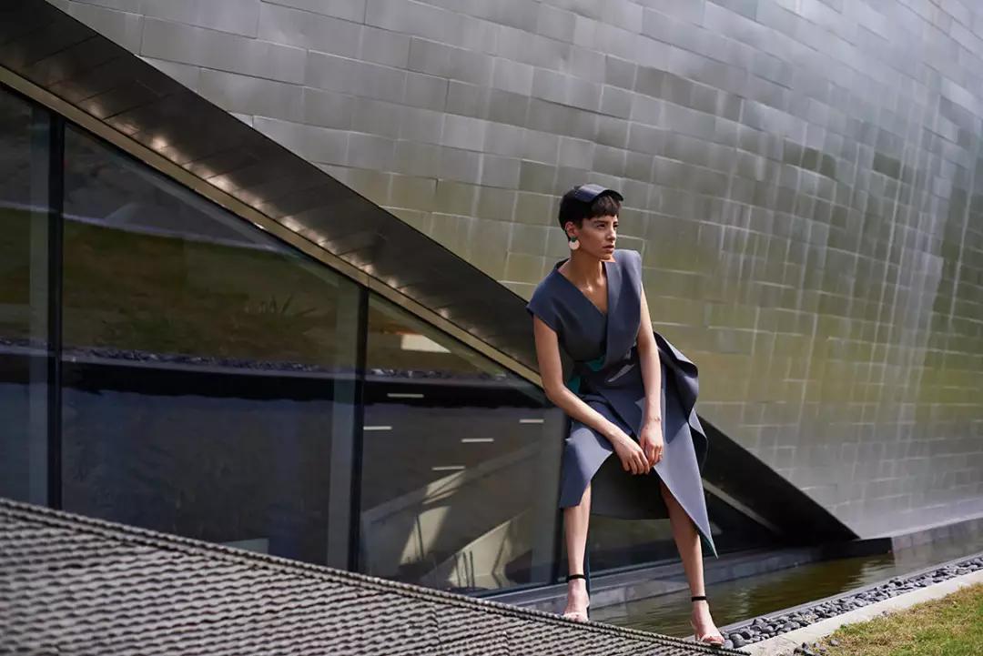 如何摆pose才好看,怎么摆pose好看又上镜