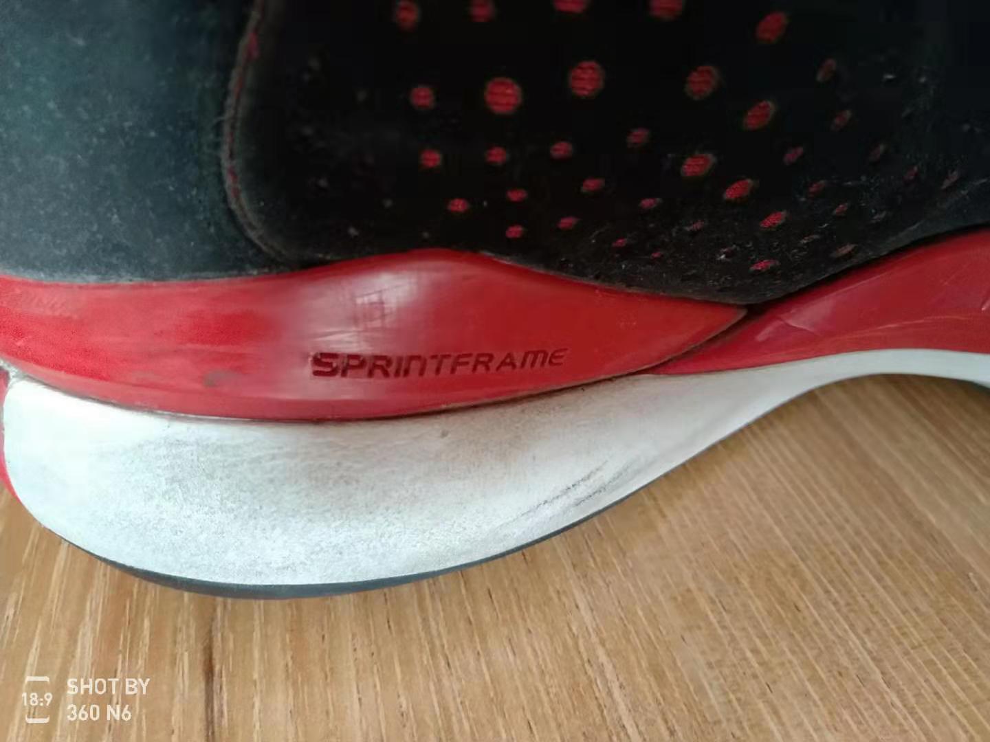 罗斯篮球鞋哪一代更好,罗斯773阿迪达斯