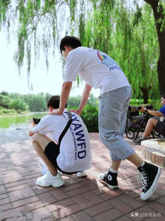 同性恋:在家人知晓的情况下该如何理性面对