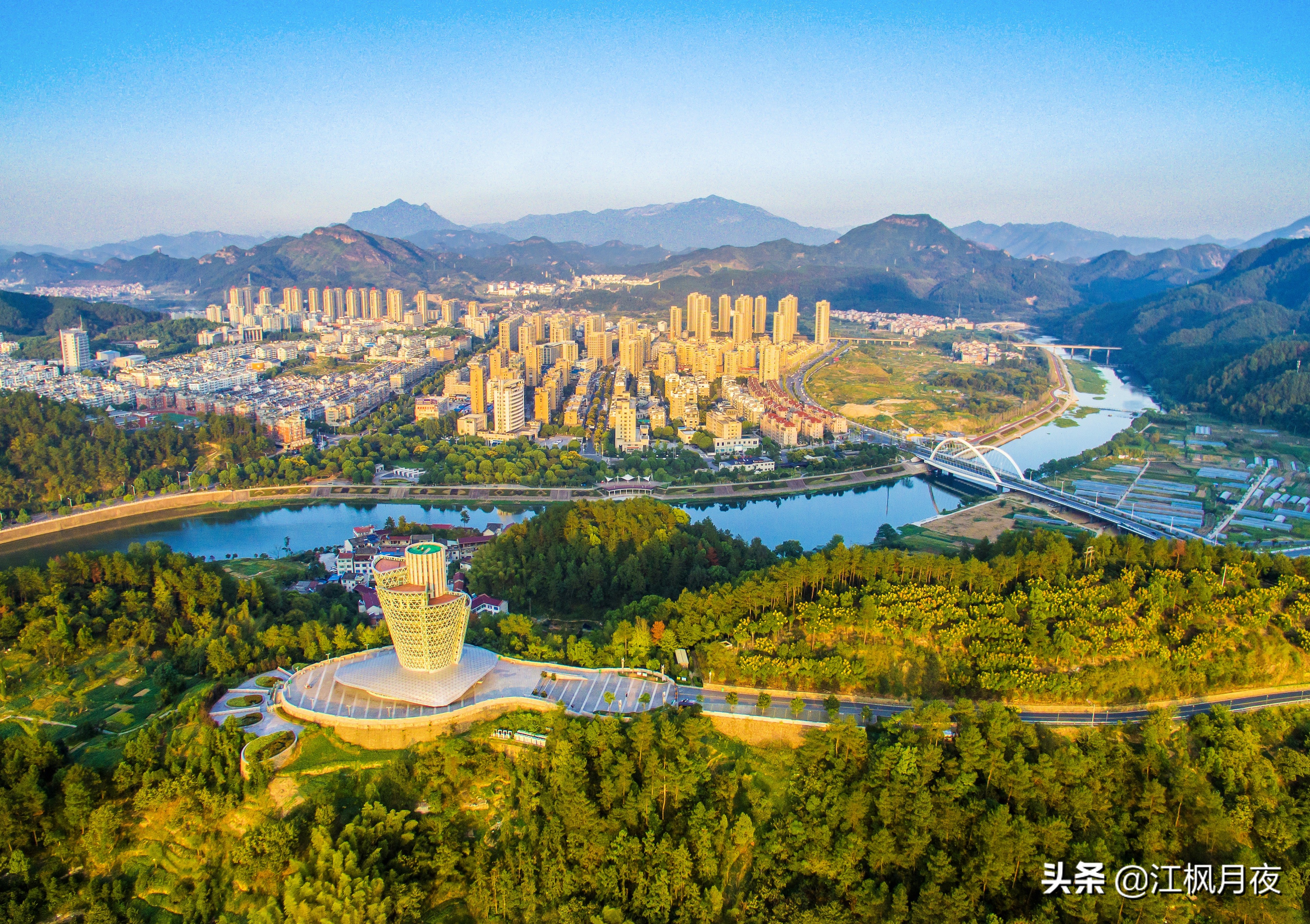 碧血剑中的华山派,碧血剑里武当派