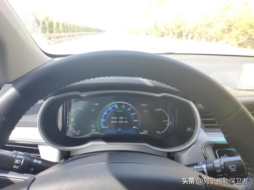 电动汽车高速行驶怎么开更省电