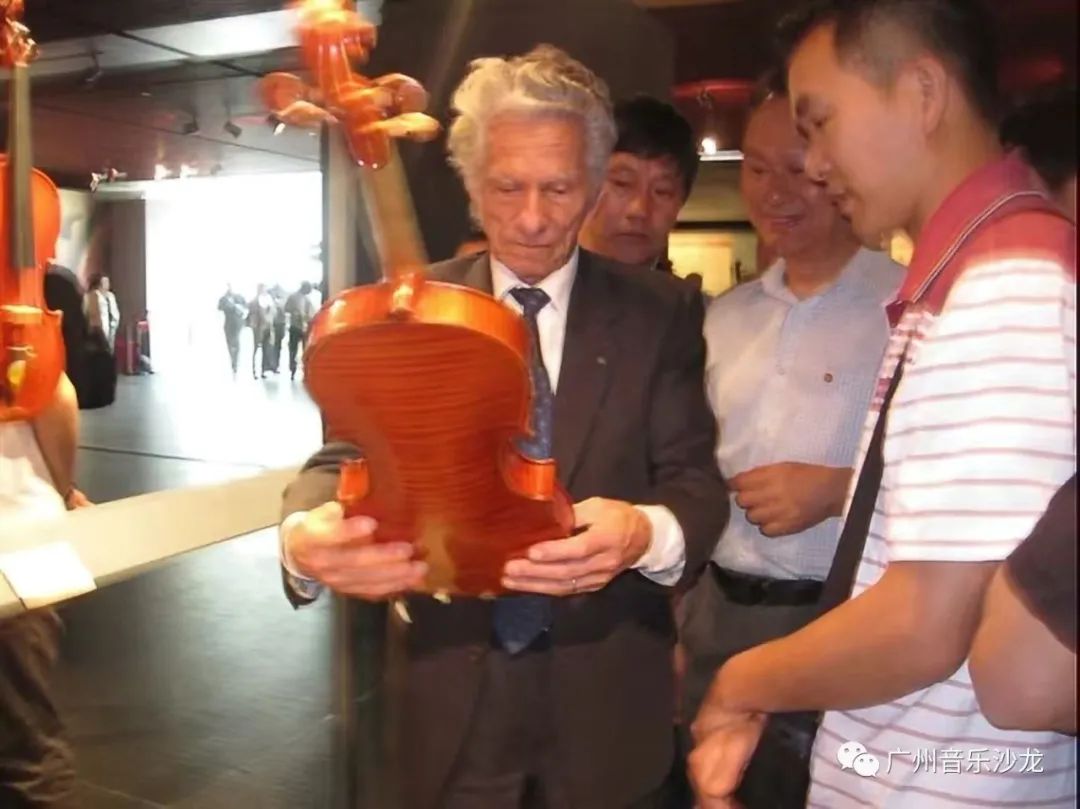 广州好人与音乐家面对面（六）——青年提琴制作家李子球