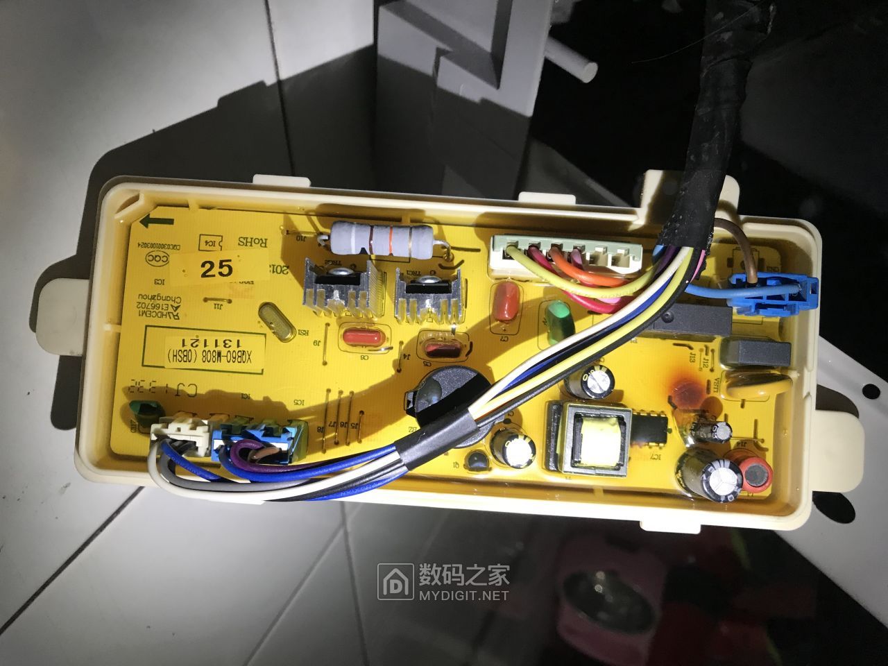 三洋全自动洗衣机e1故障维修拆装,拆机老洗衣机