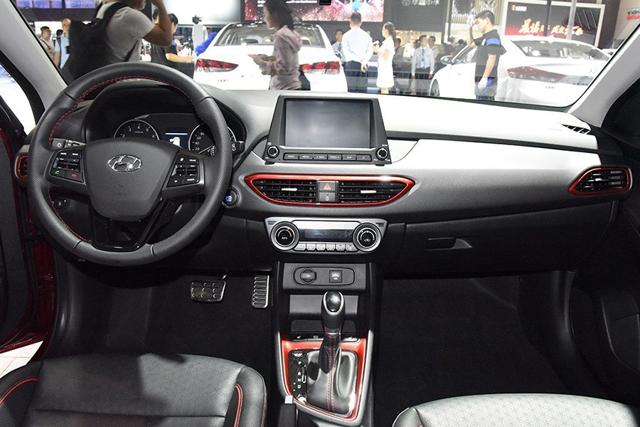 北京现代逸行承德,北京现代逸行旅行车