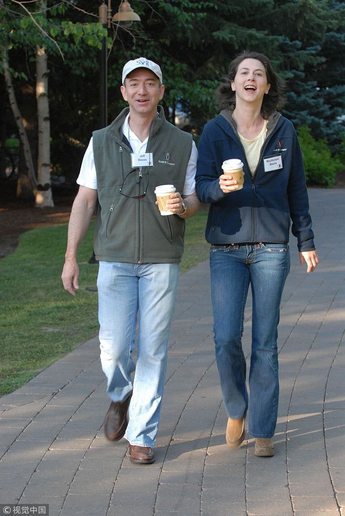 麦肯齐贝佐斯离婚真相,麦肯齐得到离婚的奖励