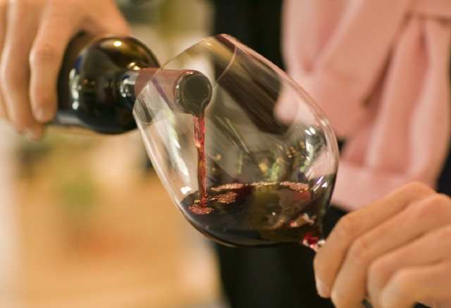 82年究竟是产了多少拉菲,82年一共生产了多少拉菲