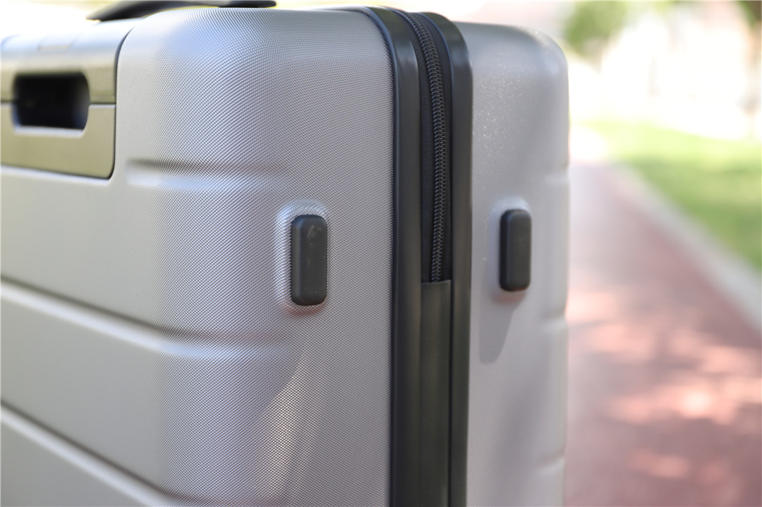 小米轻商务旅行箱20寸,小米旅行箱哪一款最值得买