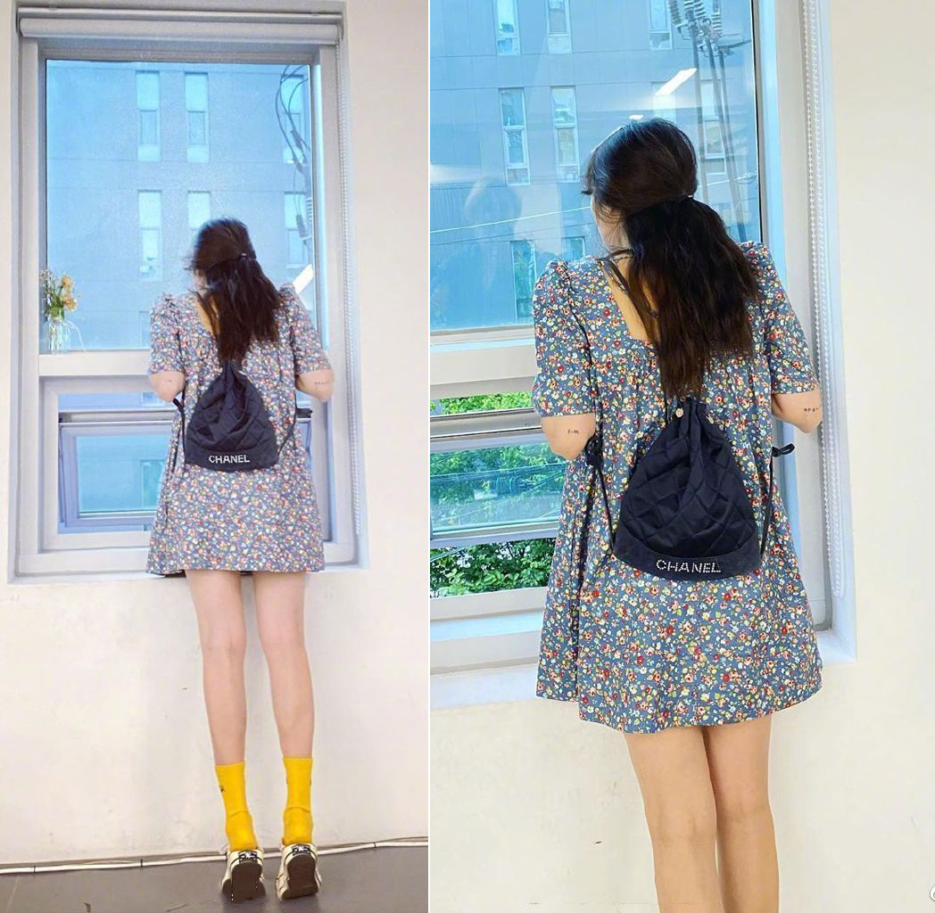 泫雅李沁,泫雅气质玫瑰花连衣裙