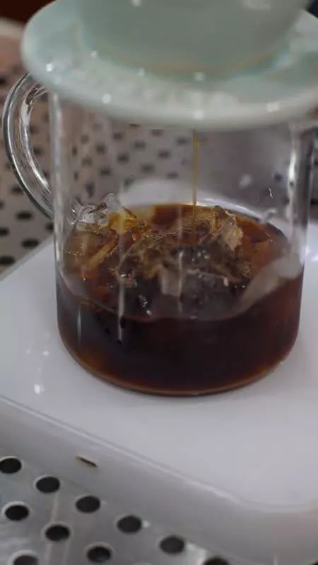 酗酒后起床,会想和重要的人分享的杭州骨灰级咖啡地图