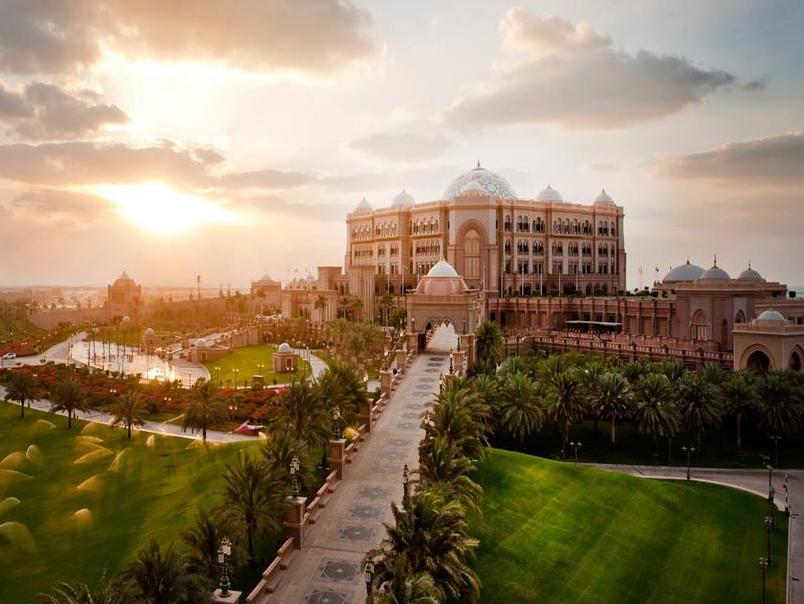 全球唯一八星级酒店耗费200亿打造,全球唯一的8星级酒店占地25万平米