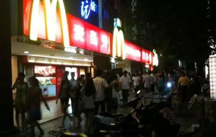 梧州万达广场发展现状,三十年河东三十年河西变化