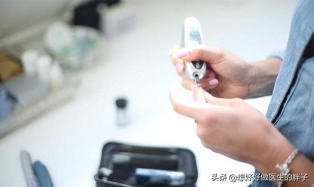 膝盖酸困无力是什么原因引起的,膝盖酸沉身体乏力是怎么回事啊