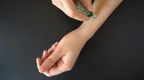 2块的风油精隐藏的六大冷知识,风油精的10大妙用全部