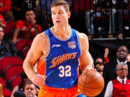 361度经典球鞋,361寂寞大神2代篮球鞋