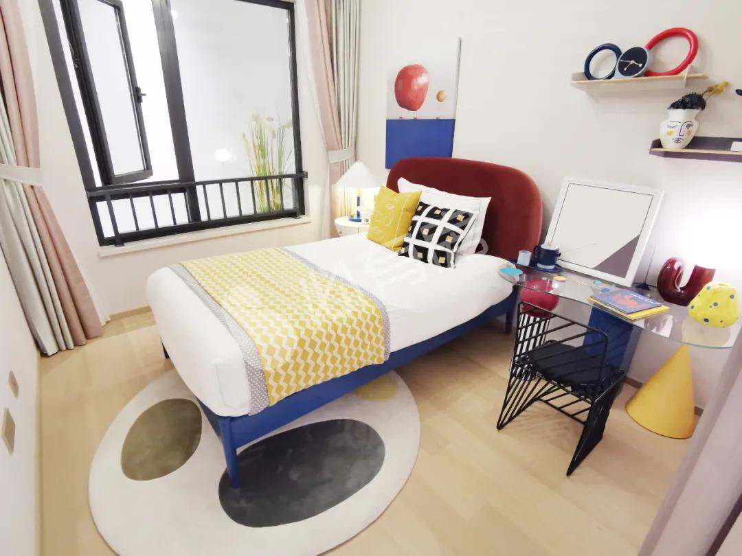 粉盘撞车,现状差又最贵的上河公元你买账吗?