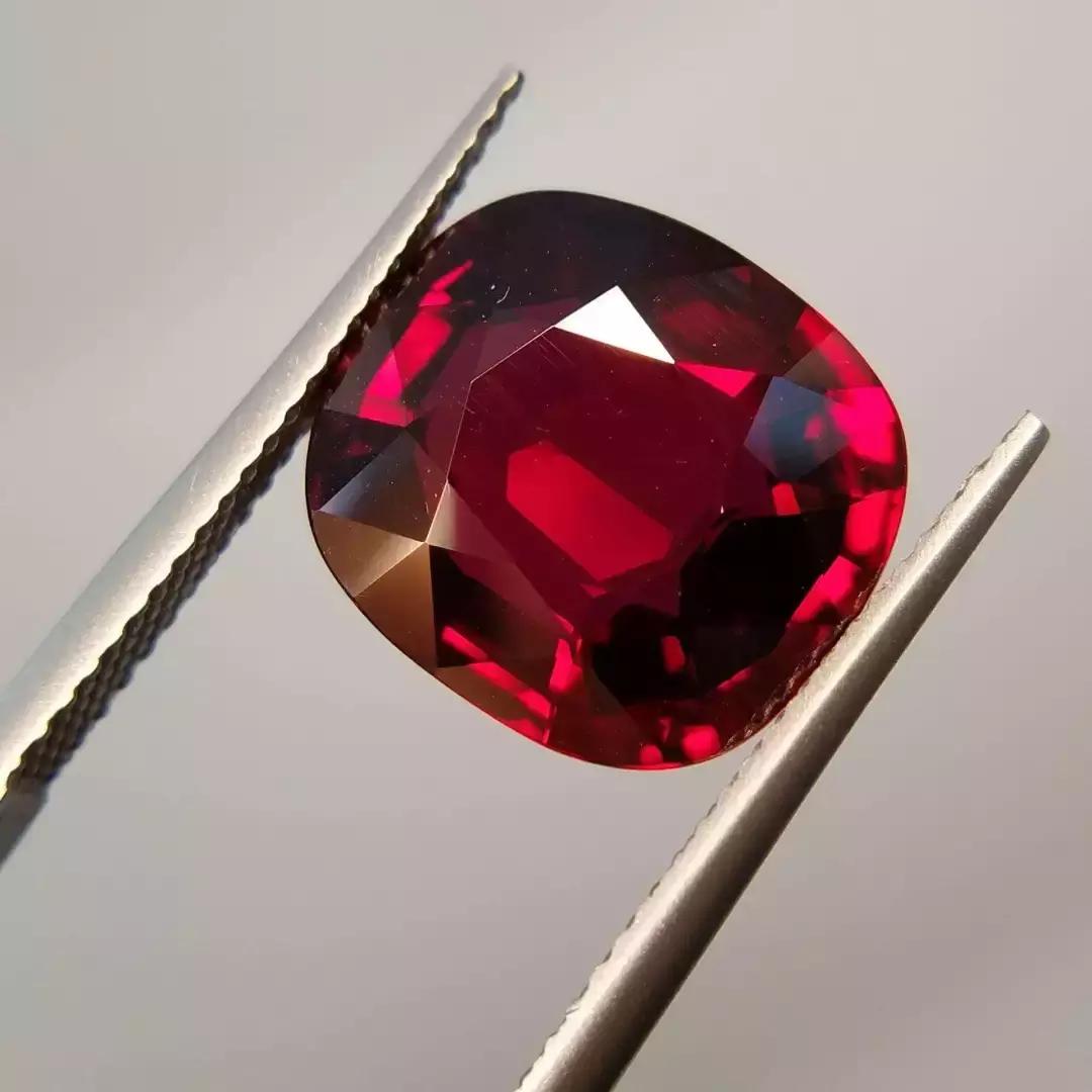 旅游区购买珠宝要注意,旅游买珠宝好吗