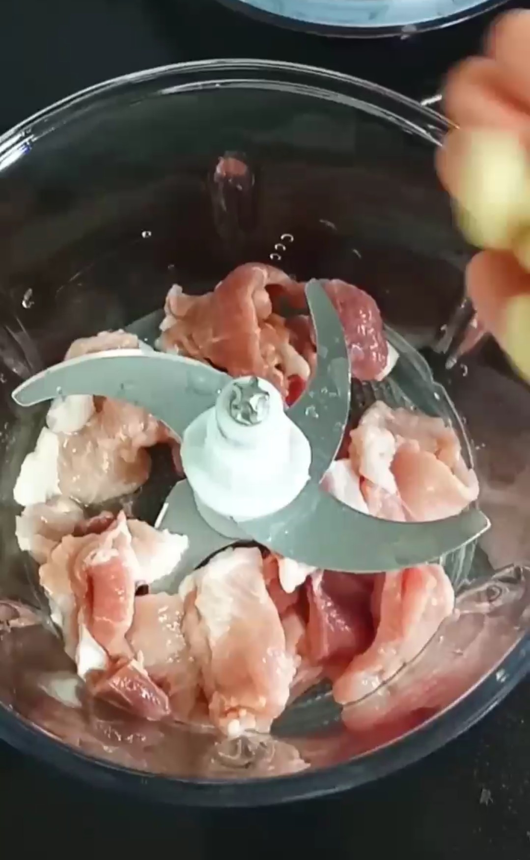 女人常吃这些皮肤水嫩皱纹消失,这几种食物有助淡化色斑