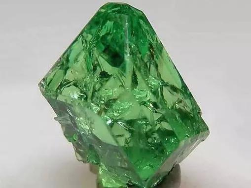 红色彩宝有哪些,红色彩宝都有哪几种