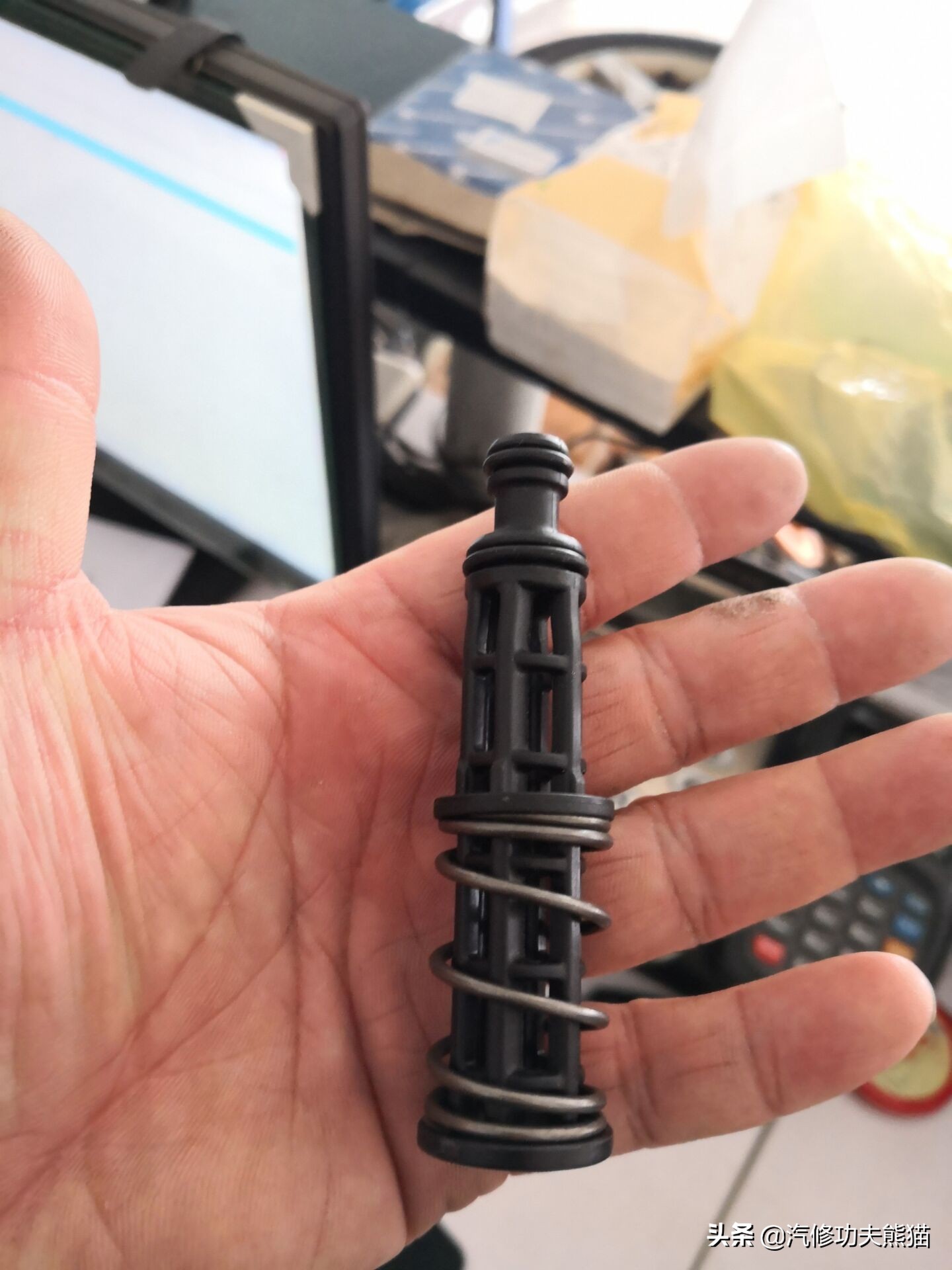 大众途观发动机烧机油维修多少钱,2010款大众途观严重烧机油