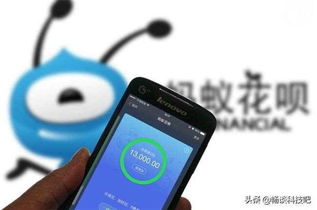 女子花呗逾期8000,女子花呗透支3000元逾期3个月哭