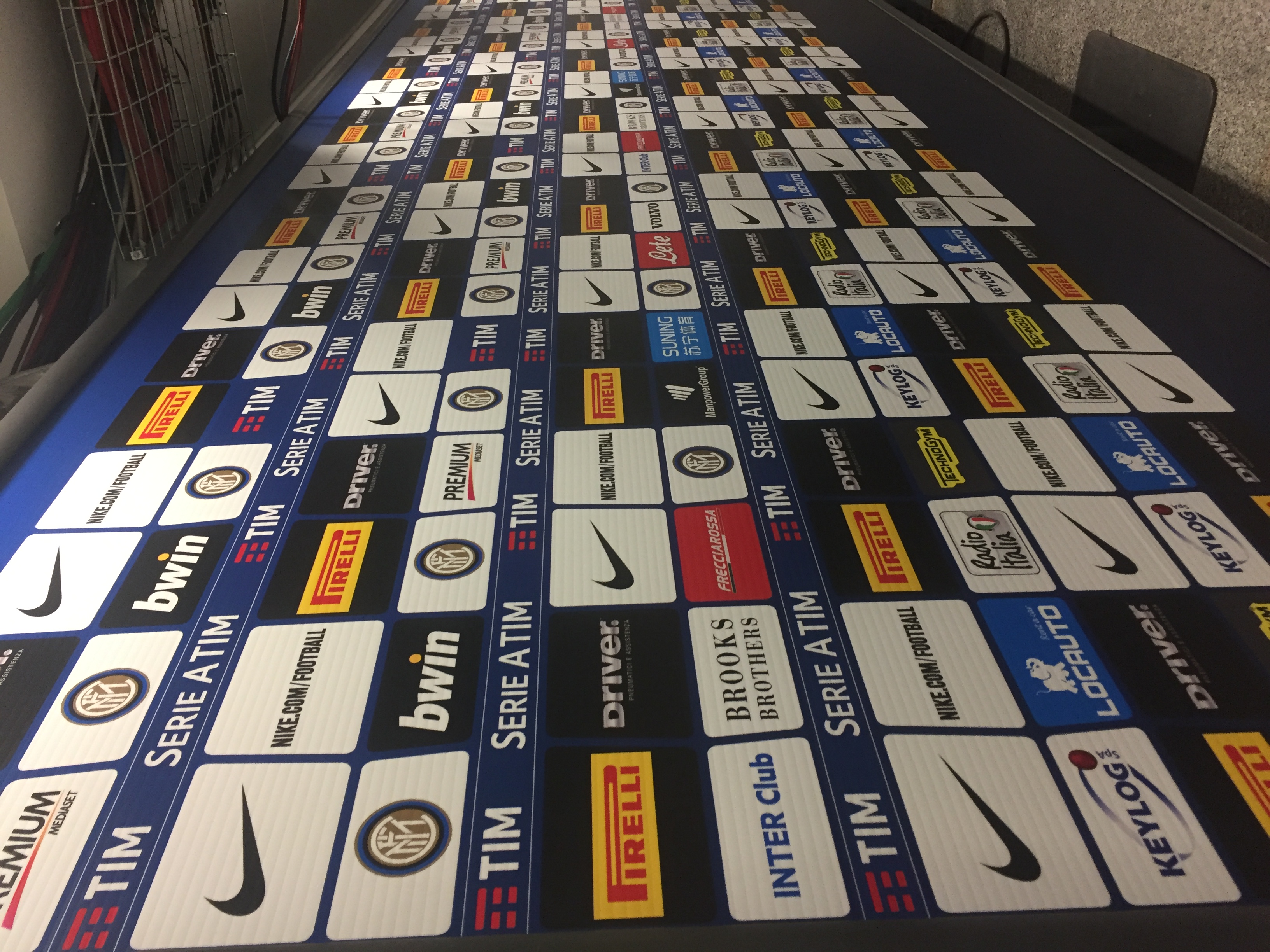 圣西罗战歌,九圣唱粤语歌