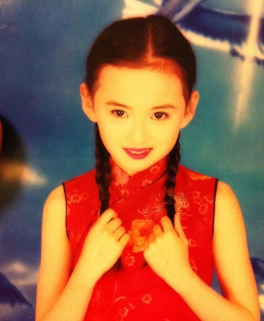 放着好好的富家千金、名媛不做，非往小三圈子里挤，太可惜