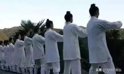 夏天站桩练功:给大家提个醒