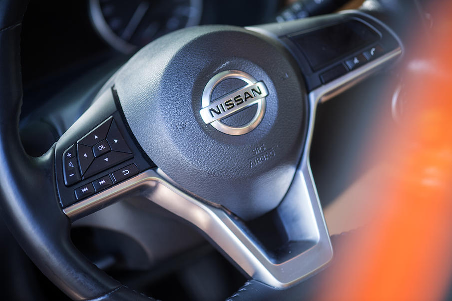 最新款日产轩逸试车,13年新轩逸1.6自动高配的油耗